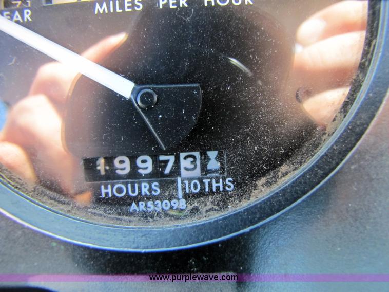 image for item 3022 1973 John Deere 7520 articulated four wheel drive tractor