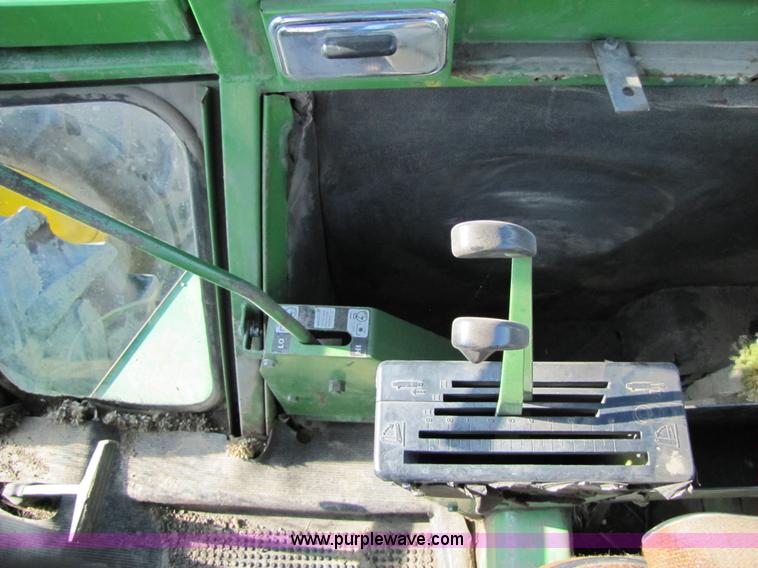 image for item 3022 1973 John Deere 7520 articulated four wheel drive tractor