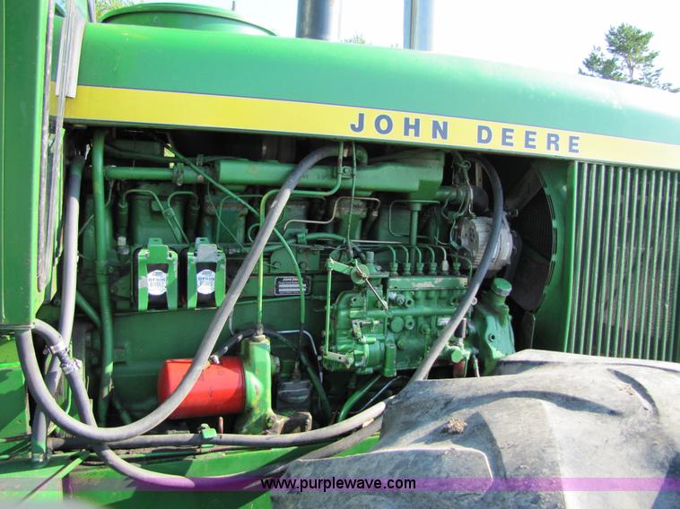 image for item 3022 1973 John Deere 7520 articulated four wheel drive tractor