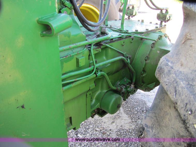 image for item 3022 1973 John Deere 7520 articulated four wheel drive tractor