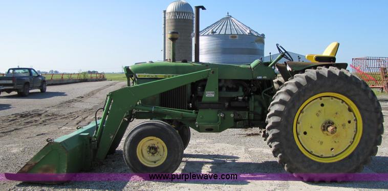 image for item 3024 1969 John Deere 4020 tractor and loader