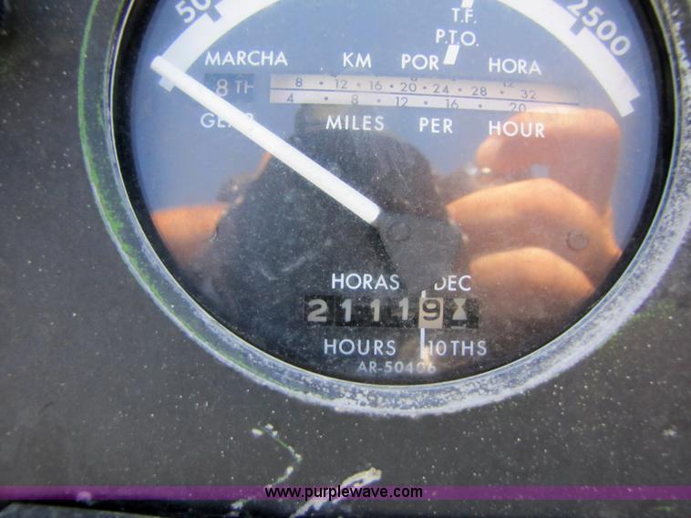 image for item 3024 1969 John Deere 4020 tractor and loader