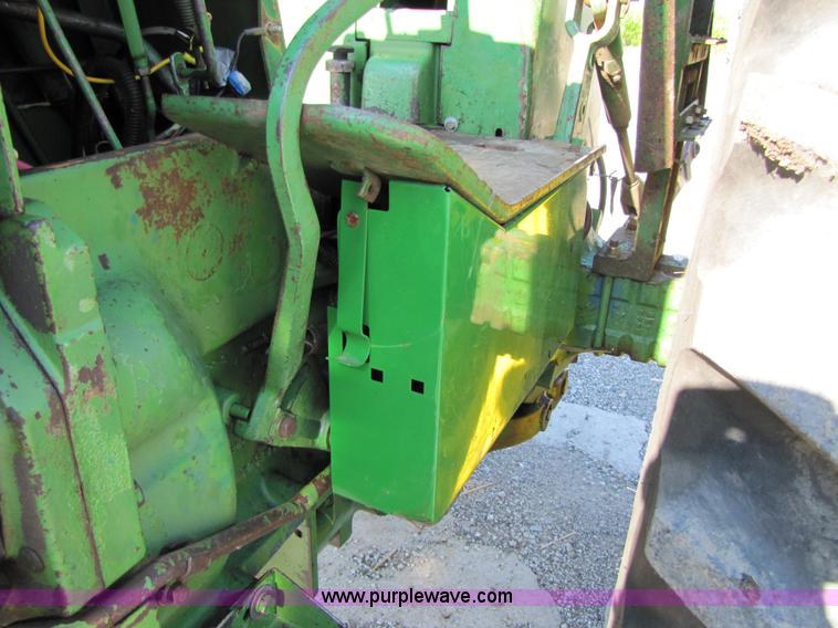 image for item 3024 1969 John Deere 4020 tractor and loader