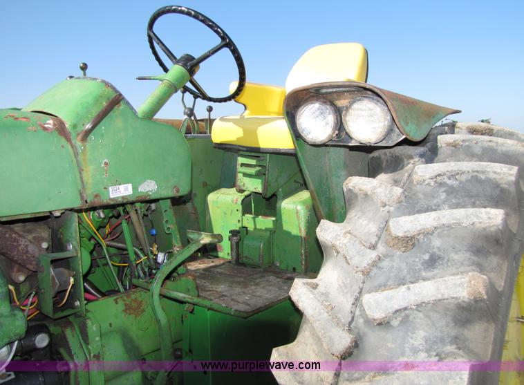 image for item 3024 1969 John Deere 4020 tractor and loader