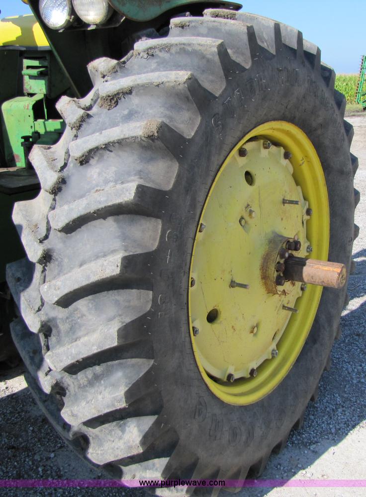 image for item 3024 1969 John Deere 4020 tractor and loader