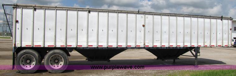 image for item 3028 1978 Western Trailers grain trailer
