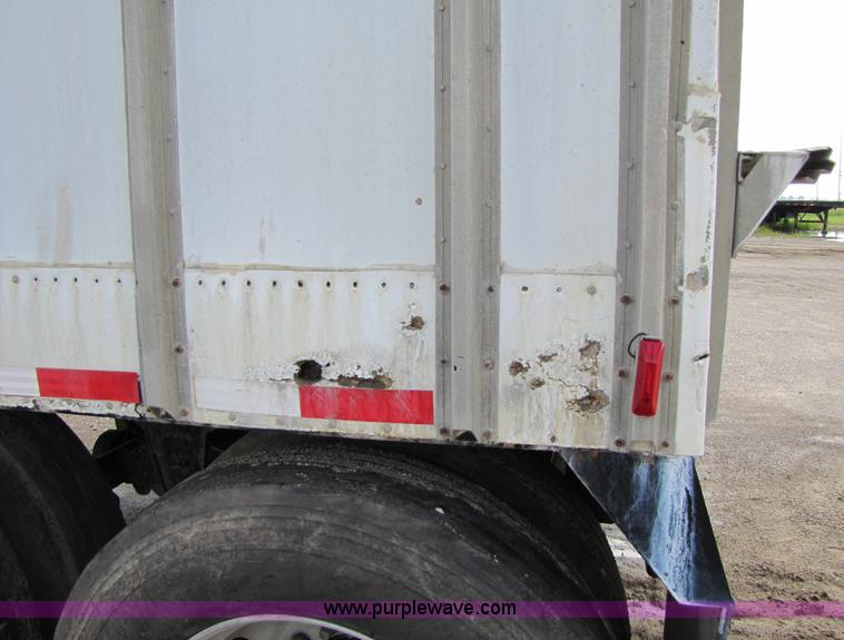 image for item 3028 1978 Western Trailers grain trailer