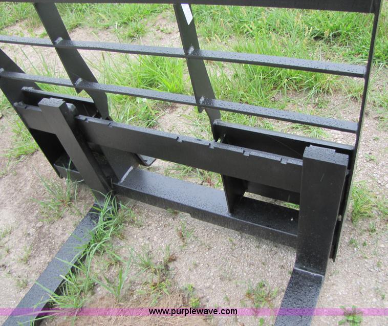image for item 3041 42" skid steer fork attachment