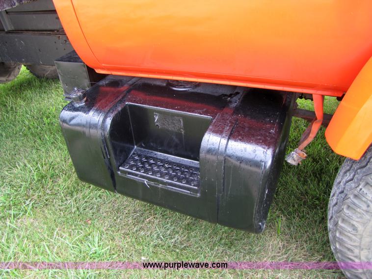 image for item 3047 1990 Chevrolet Kodiak C70 dump truck