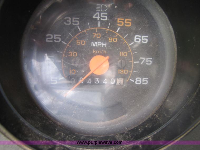 image for item 3047 1990 Chevrolet Kodiak C70 dump truck