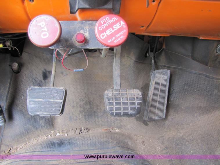 image for item 3047 1990 Chevrolet Kodiak C70 dump truck