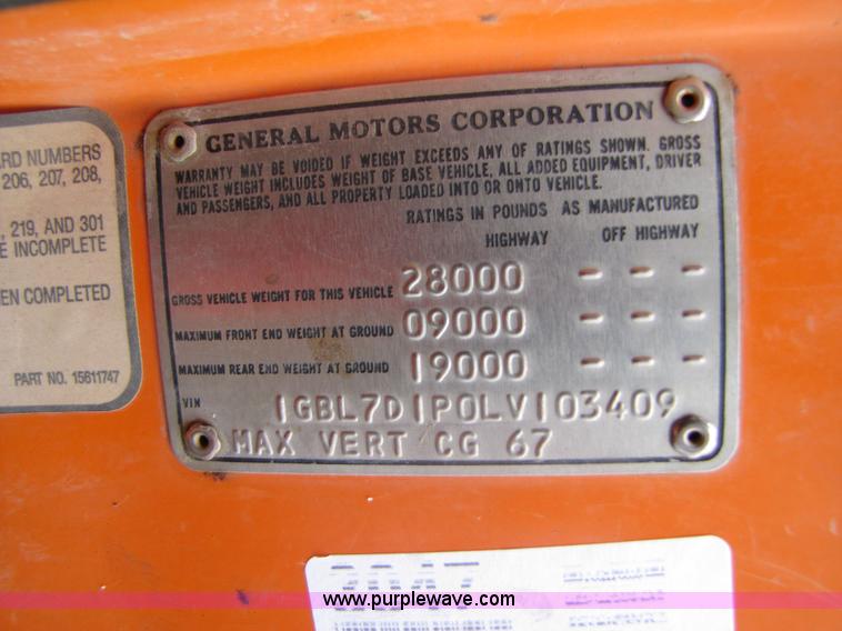 image for item 3047 1990 Chevrolet Kodiak C70 dump truck