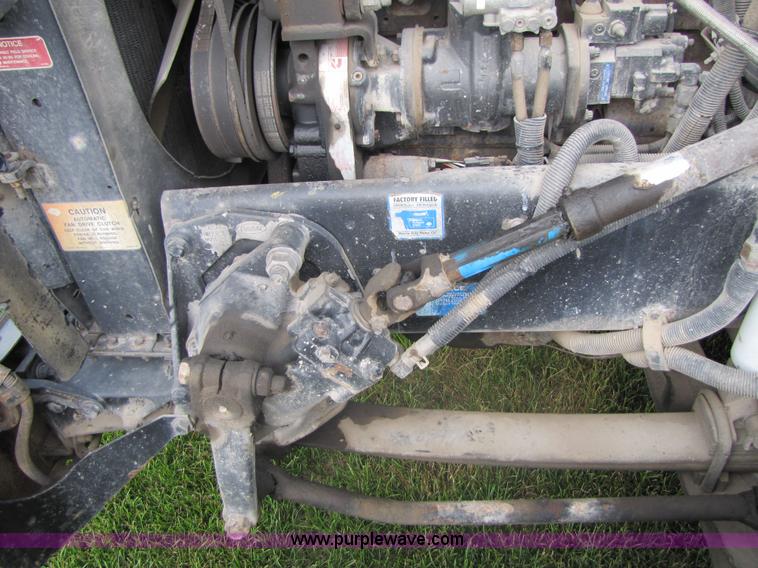 image for item 3049 1999 Peterbilt Conventional 377 semi truck