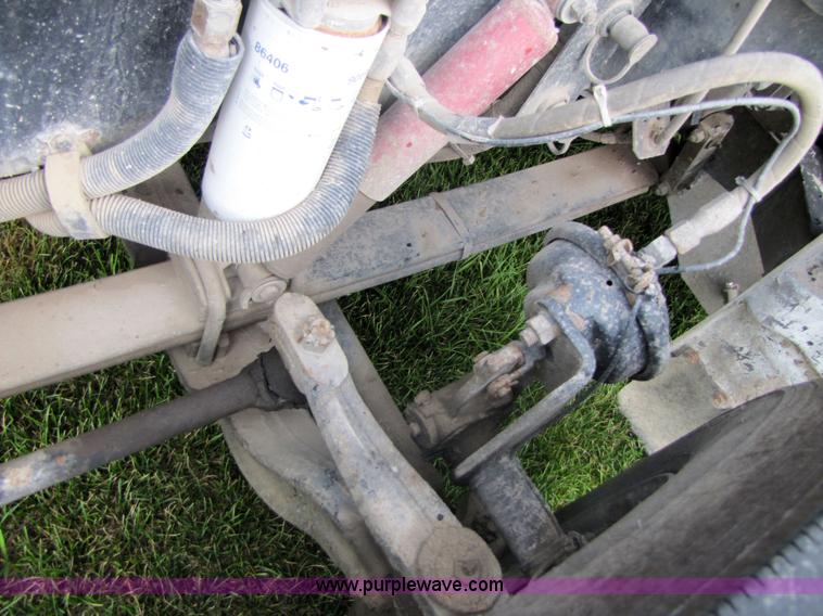 image for item 3049 1999 Peterbilt Conventional 377 semi truck