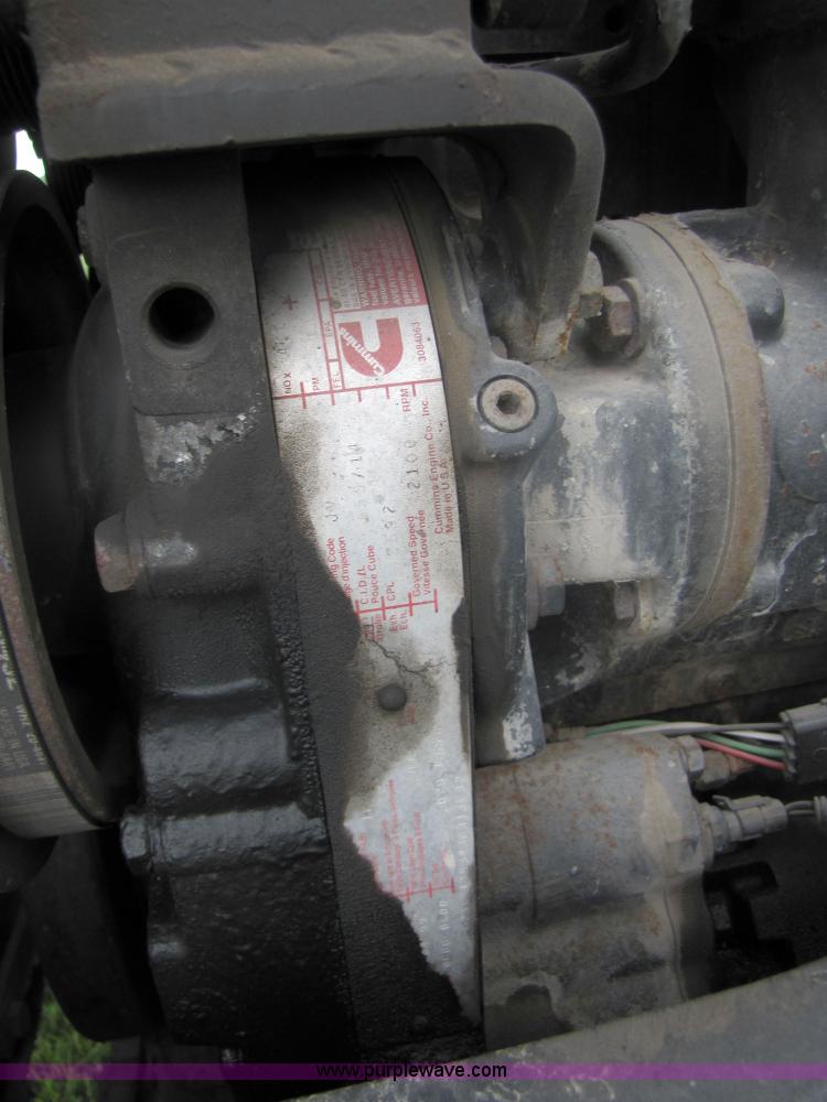 image for item 3049 1999 Peterbilt Conventional 377 semi truck