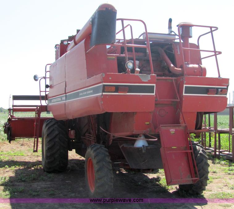 image for item 3211 1979 International 1440 axial flow combine