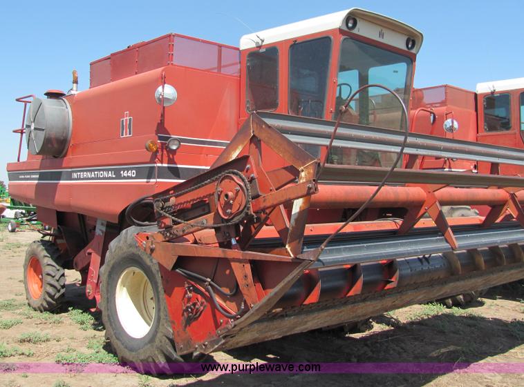 image for item 3211 1979 International 1440 axial flow combine