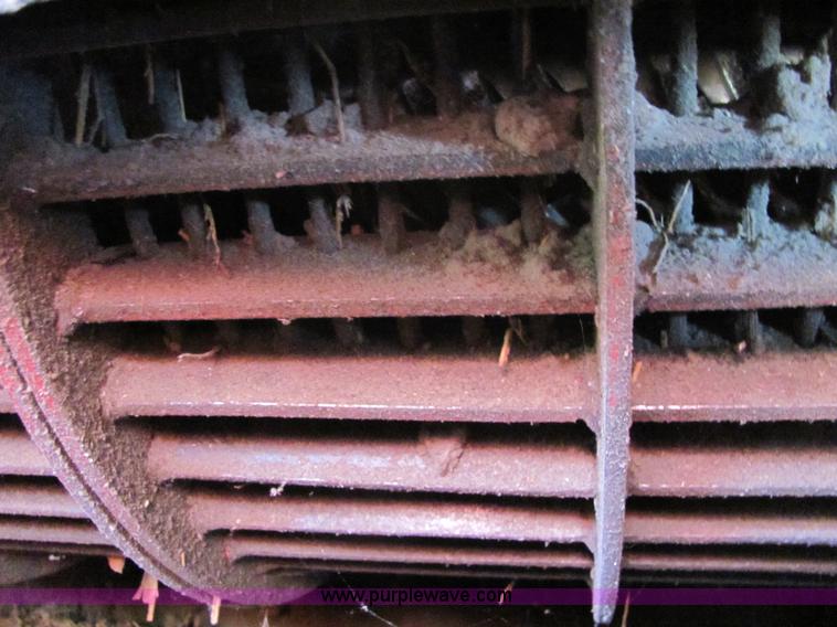 image for item 3211 1979 International 1440 axial flow combine