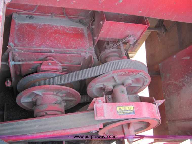 image for item 3211 1979 International 1440 axial flow combine