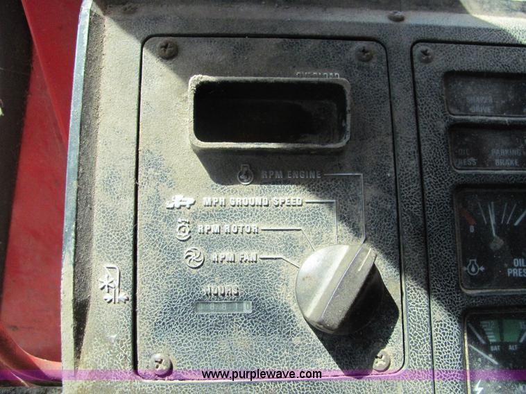 image for item 3211 1979 International 1440 axial flow combine