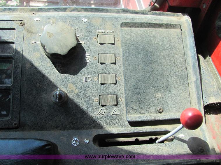 image for item 3211 1979 International 1440 axial flow combine