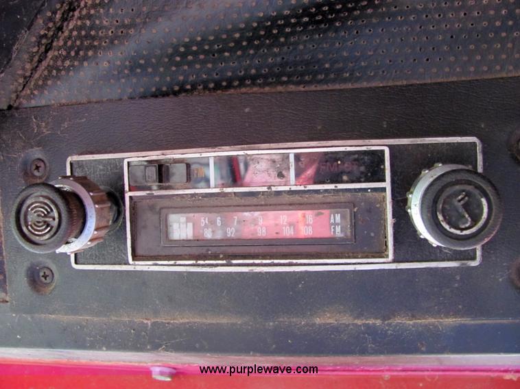 image for item 3211 1979 International 1440 axial flow combine