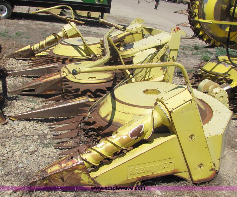 image for item 3213 1990 Kemper 4500 rotary forage head