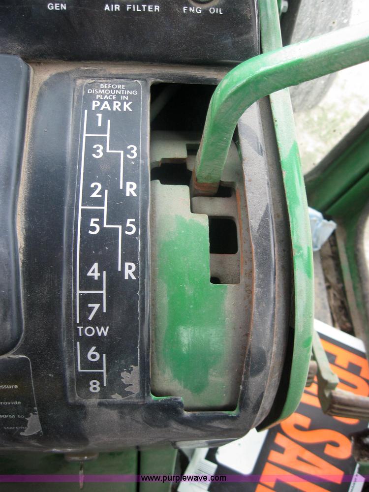 image for item 3990 1971 John Deere 4320 tractor