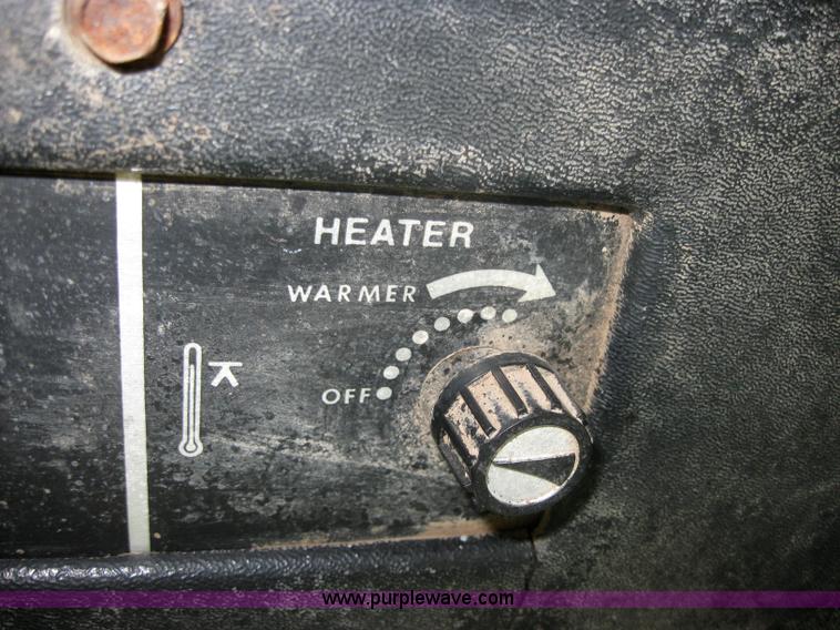 image for item 3990 1971 John Deere 4320 tractor