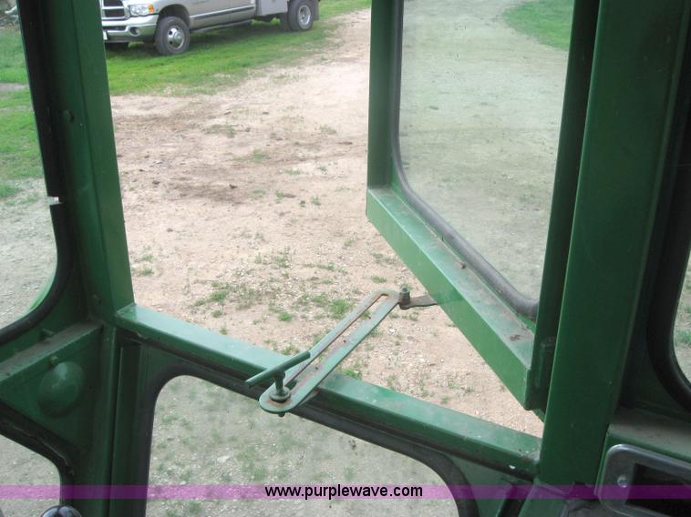 image for item 3990 1971 John Deere 4320 tractor