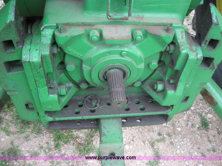 image for item 3990 1971 John Deere 4320 tractor