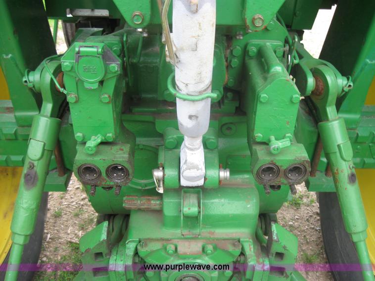 image for item 3990 1971 John Deere 4320 tractor