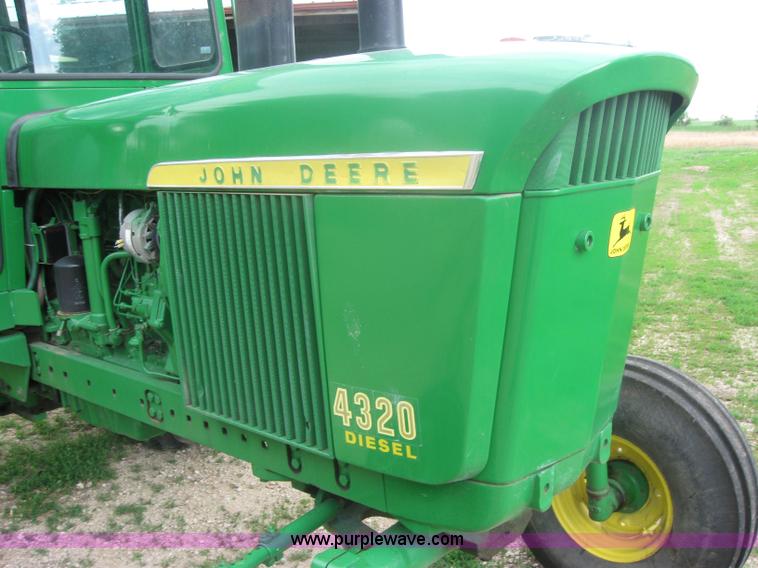 image for item 3990 1971 John Deere 4320 tractor