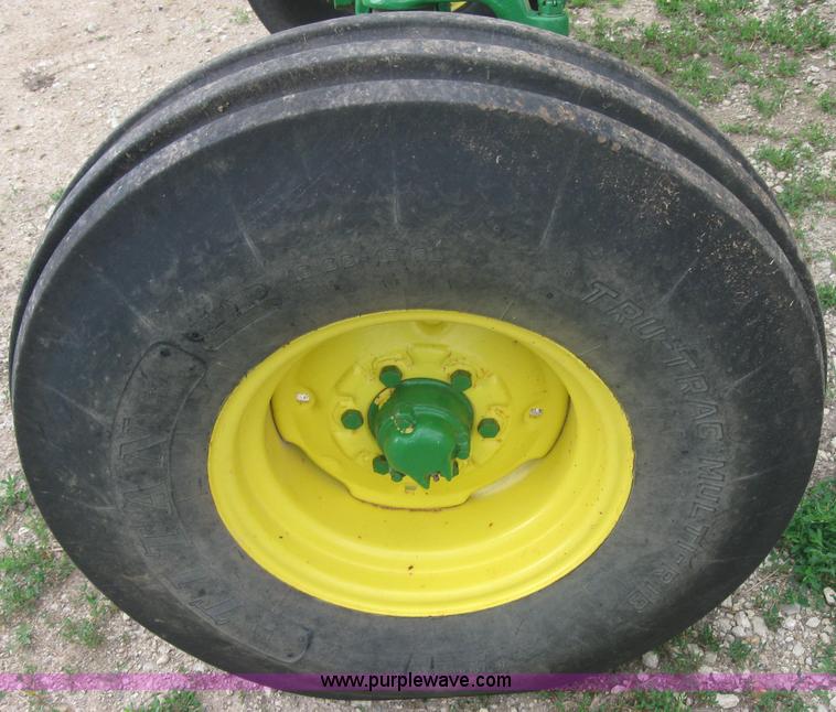 image for item 3990 1971 John Deere 4320 tractor