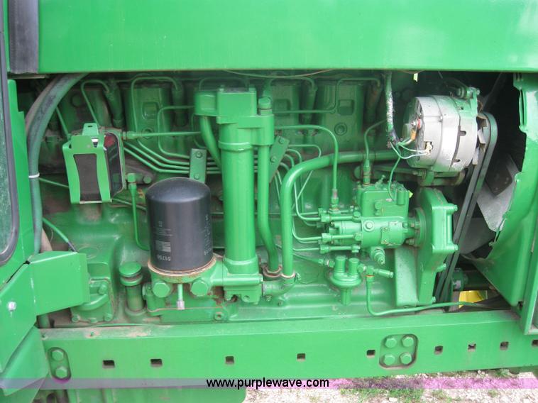 image for item 3990 1971 John Deere 4320 tractor
