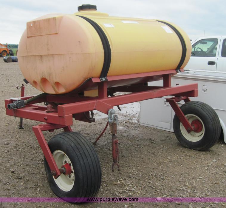 image for item 4004 500 gallon pull between tank with hydraulic pump