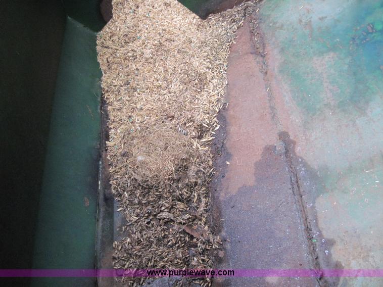 image for item 4014 Great Plains 30' folding drill