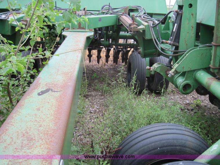 image for item 4014 Great Plains 30' folding drill