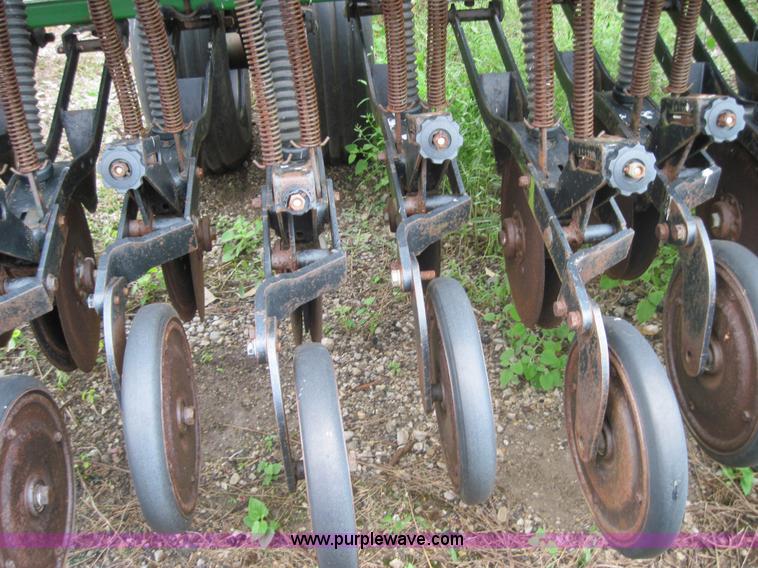 image for item 4014 Great Plains 30' folding drill