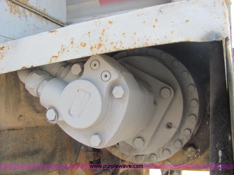 image for item 4618 2000 Red River Valley HULV237 live bottom trailer