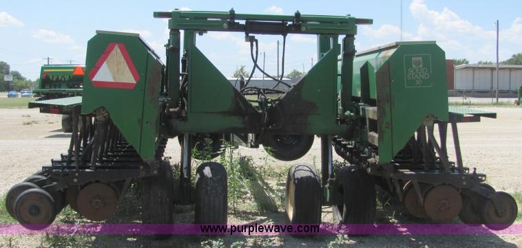 image for item 4827 1995 Great Plains GP2SF30 two section folding drill