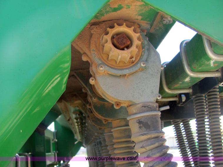 image for item 4827 1995 Great Plains GP2SF30 two section folding drill