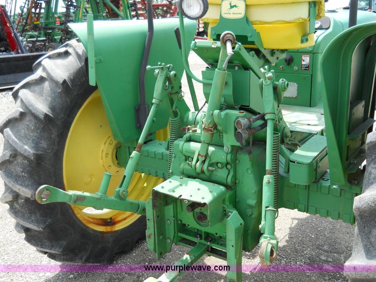 image for item 5000 John Deere 2010 tractor