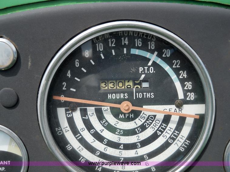 image for item 5000 John Deere 2010 tractor