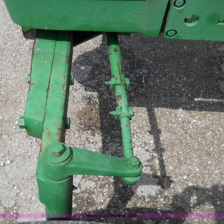 image for item 5000 John Deere 2010 tractor