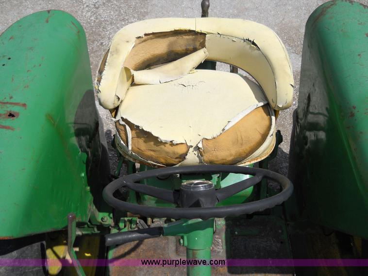 image for item 5001 John Deere 3020 tractor