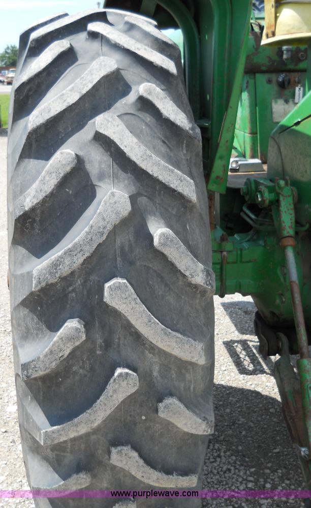 image for item 5001 John Deere 3020 tractor