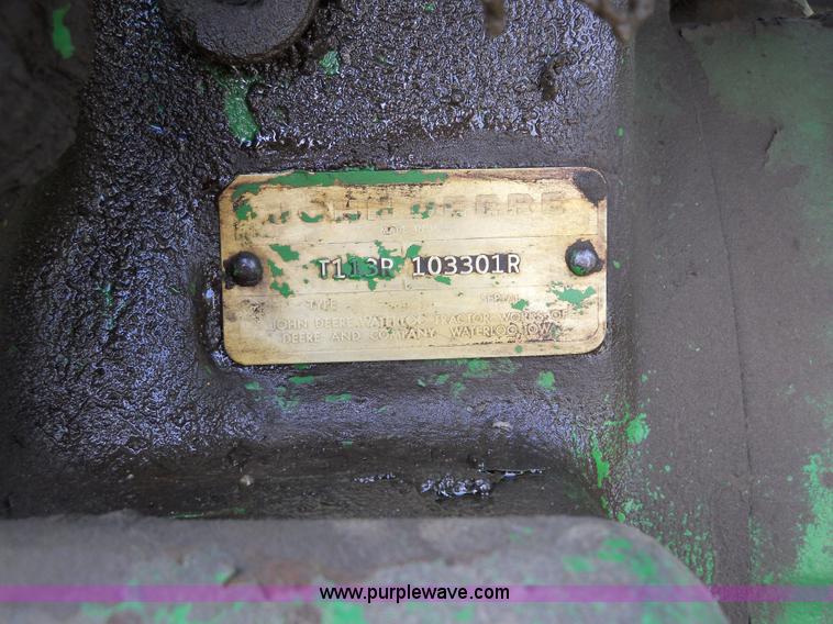 image for item 5001 John Deere 3020 tractor