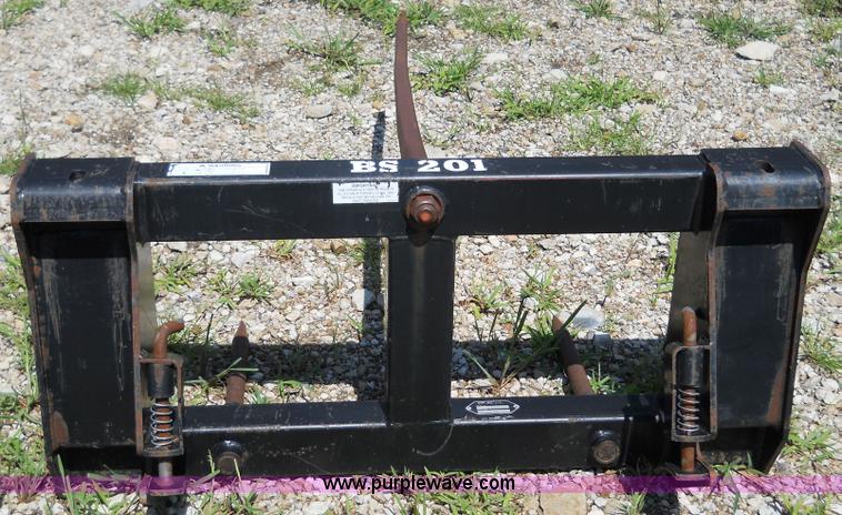 image for item 5008 Bush Hog BS201 bale spear