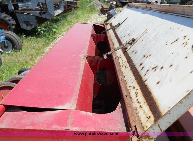 image for item 5011 International 510 drill